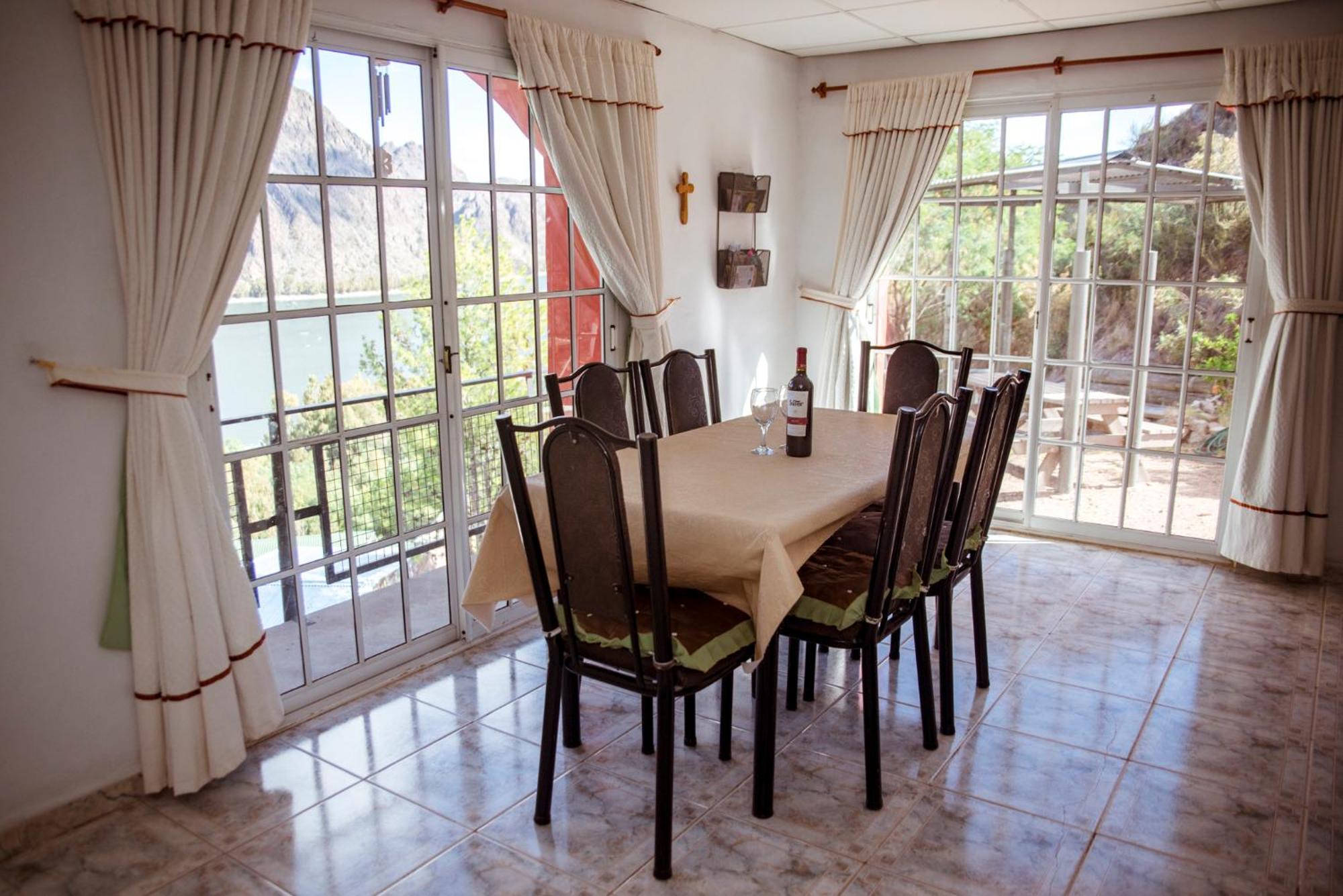 Chalet Reyunos Casa *